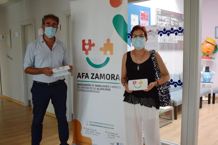 PORTA MASCARILLAS SOLIDARIOS A FAVOR DE ALZHEIMER ZAMORA