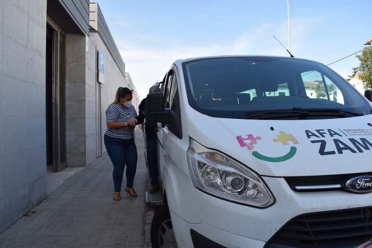 RETOMAMOS EL SERVICIO DE TRANSPORTE EN ZAMORA